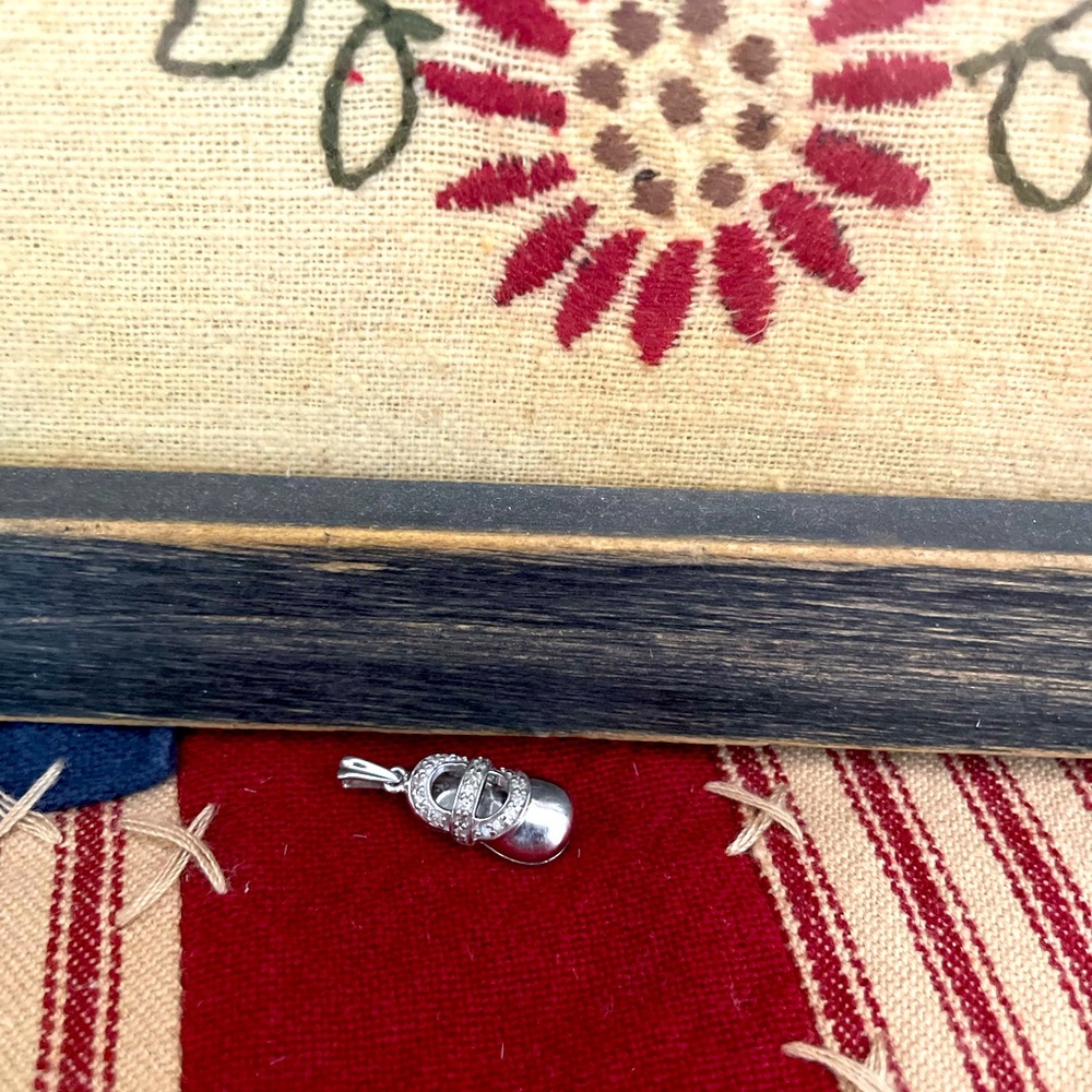 Affinity Diamond 925 Sterling Silver Baby Shoe Pendant